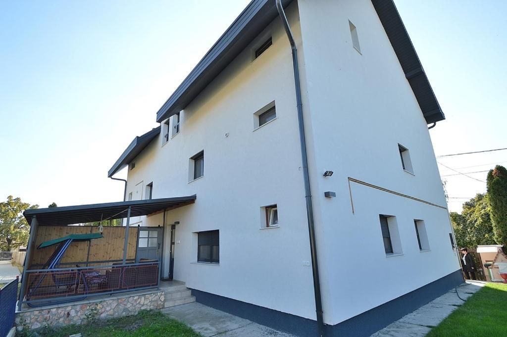 Hotel Nora Ház Hajdúszoboszló Esterno foto